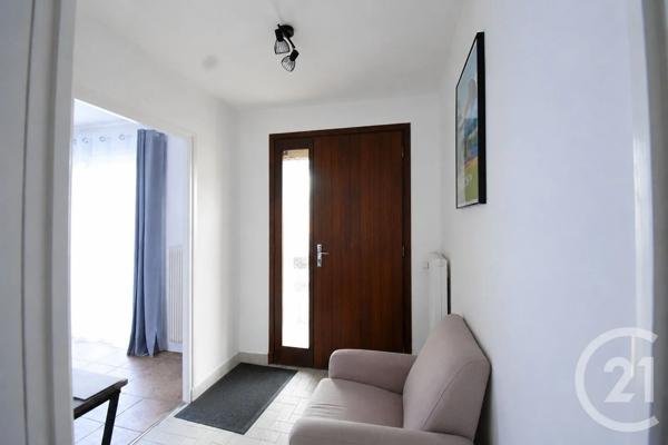 Maison à vendre  6 pièces - 129 m 2   VICHY  - 03