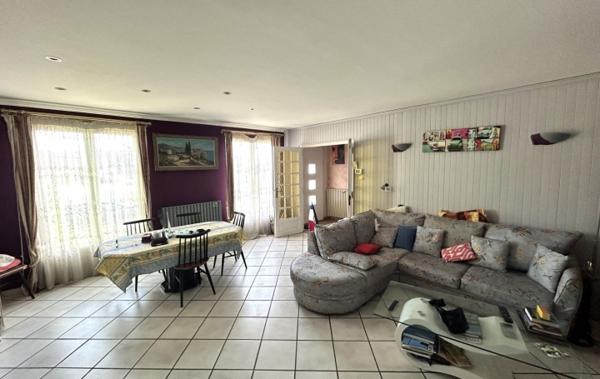 Vente Maison de plain-pied 5 pièces Carbon-blanc   