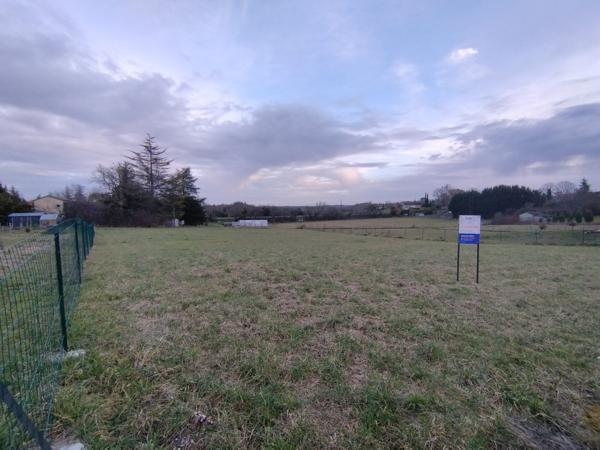 Terrain constructible plat