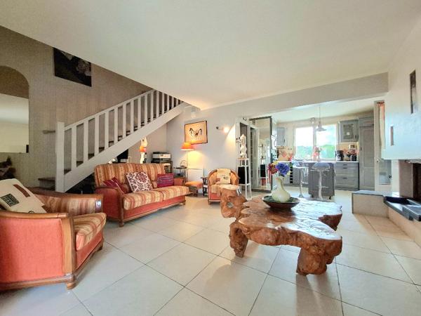 LA BAULE - GUEZY - PROCHE COMMERCES ET PLAGE