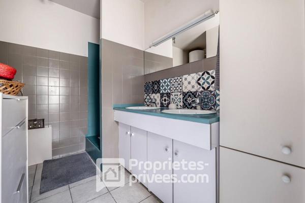 Maison confortable avec petit jardin