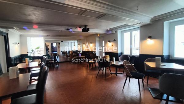 Fonds De Commerce à PRE-EN-PAIL-SAINT-SAMSON, 53140 - 4 pièces 134m²