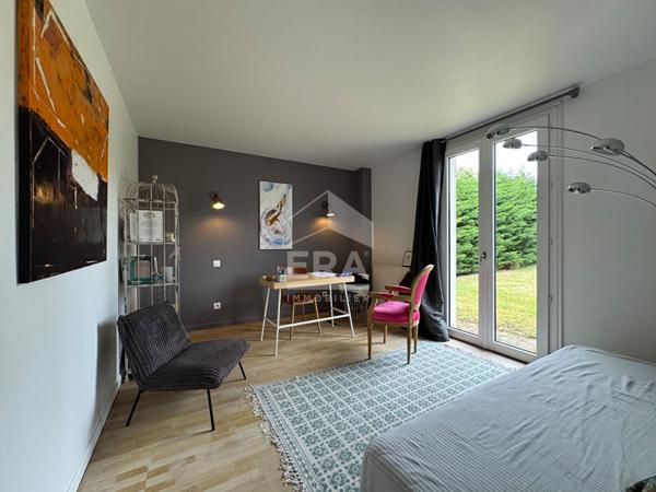 À vendre, à Boulazac (24750) superbe VILLA entièrement rénovée, sur les hauteurs de Périgueux