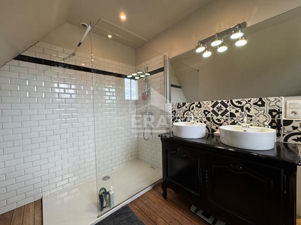 À vendre, à Boulazac (24750) superbe VILLA entièrement rénovée, sur les hauteurs de Périgueux