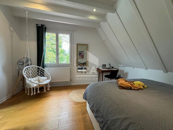 À vendre, à Boulazac (24750) superbe VILLA entièrement rénovée, sur les hauteurs de Périgueux