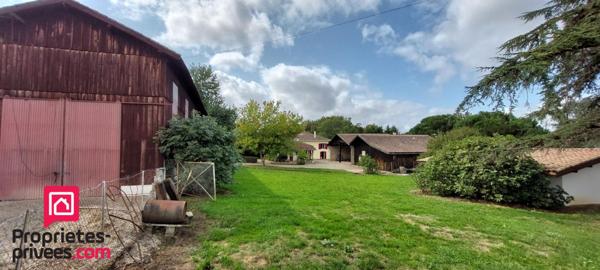 Ensemble immobilier Grateloup Saint Gayrand : Maison 8 pièce(s) 303 m2 + Appartement T2 indépendant+ Dépendances