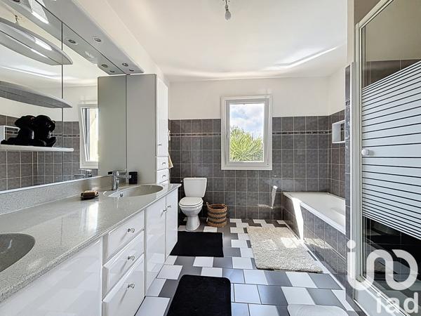Maison à vendre 5 pièces 150 m² Colombier