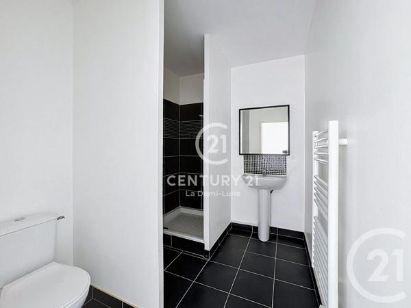 Appartement T4 à vendre  4 pièces - 84,58 m 2   TASSIN LA DEMI LUNE  - 69