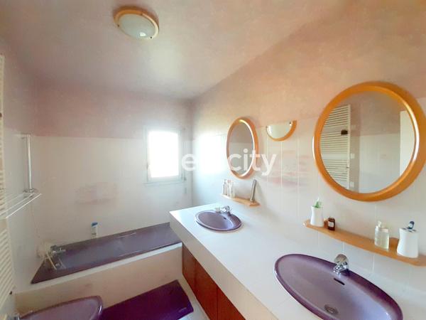 Maison 7 pièces - 149 m² Exclusivité efficity