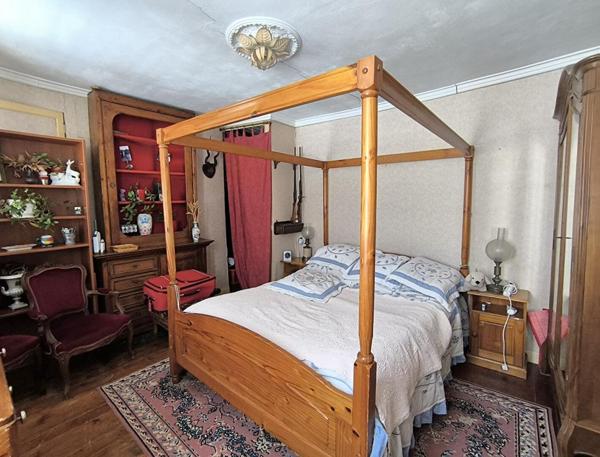 Maison Clermont 6 pièce(s) 185 m2