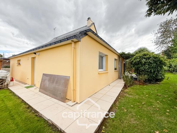 Spacieuse maison familiale en brique – 4 chambres, terrasse de 60 m² avec pergola – Proximité immédiate du centre de Noyal-Pontivy