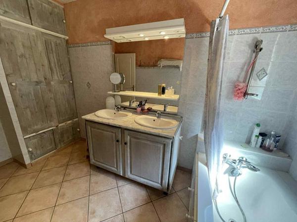 Maison Sarrola Carcopino 6 pièce(s) 124 m2