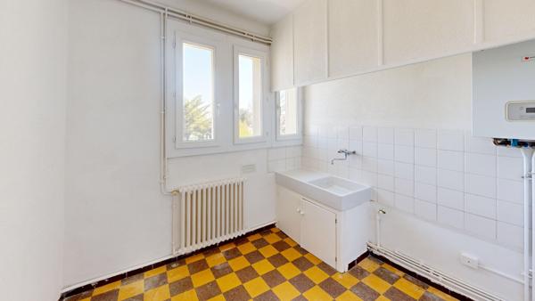 Appartement avec balcon a Carcassonne