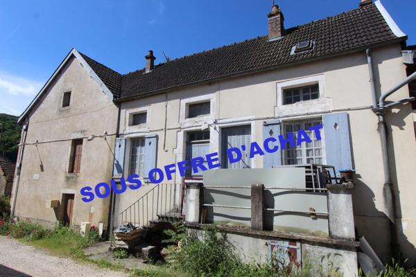 Dpt Côte d'Or (21), à vendre Proche DIJON, immeuble P16 de 402 m²