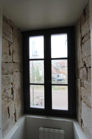 Dpt Côte d'Or (21), à vendre Proche DIJON, immeuble P16 de 402 m²