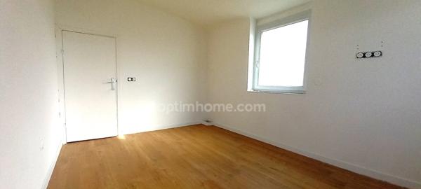 Maison rénovée de 110 m² – 3 chambres, garage et terrasse – Secteur agréable proche commodités