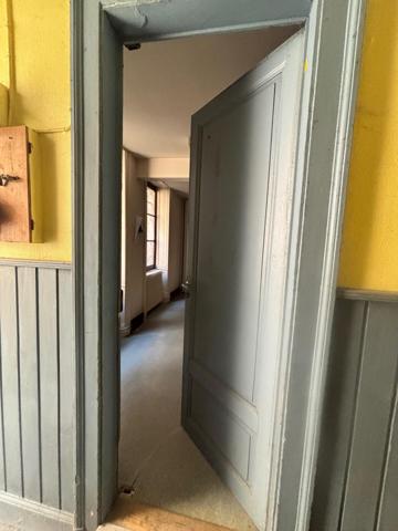 Appartement 3 pièces de 55 m² – Cœur historique de Besançon – Fort potentiel