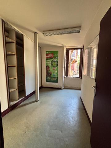 Appartement 3 pièces de 55 m² – Cœur historique de Besançon – Fort potentiel