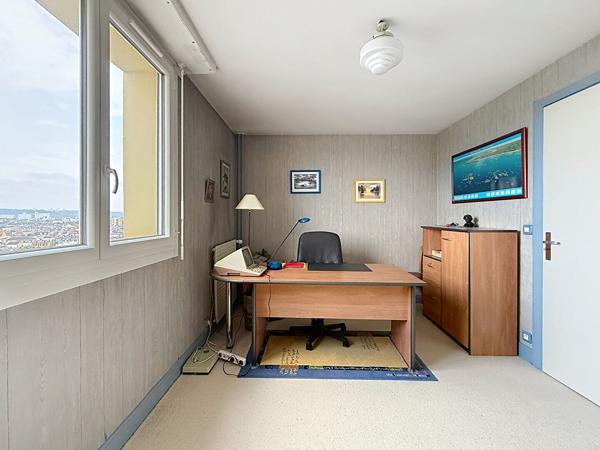 A vendre T3 de 73m2 avec balcon, cave et box de rangement ? Quartier Garibaldi - sotteville les rouen