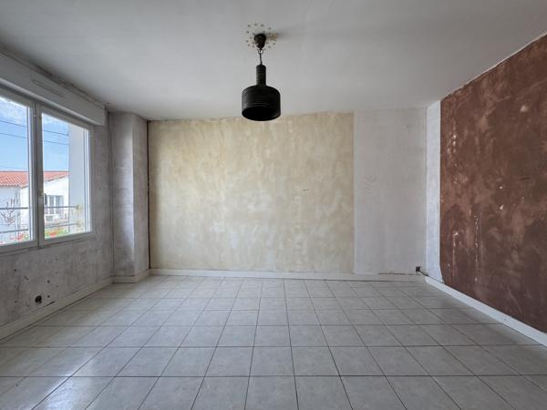 Maison
         3 pièces
        - 60 m² 119 500 € *