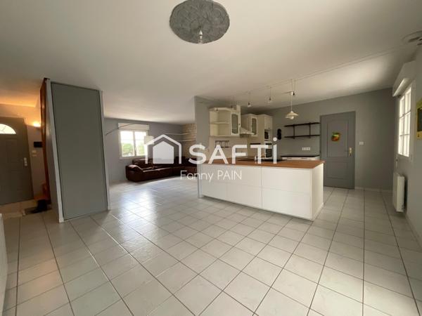 Maison récente de 2002, sur un terrain clos, au calme dans une impasse.