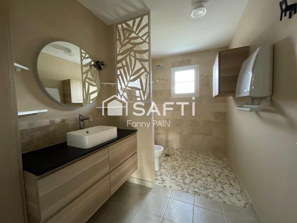 Maison récente de 2002, sur un terrain clos, au calme dans une impasse.