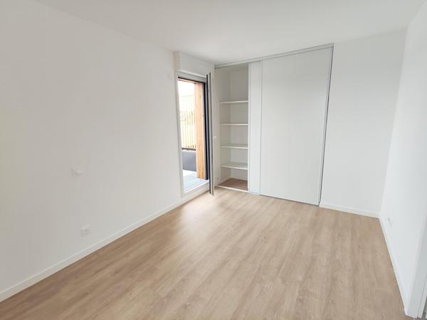 LOCATION T2 BEAUCOUZE _ CEDREA _ A301, Beaucouze 49070