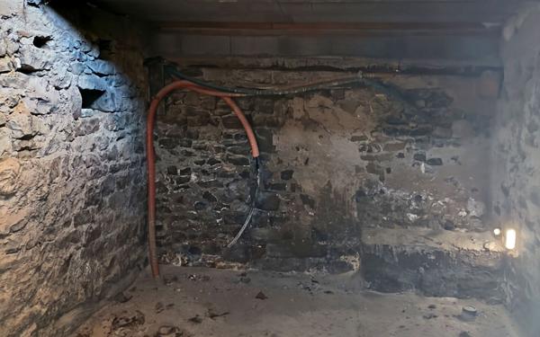 Maison à vendre    1 pièce •  Rosans