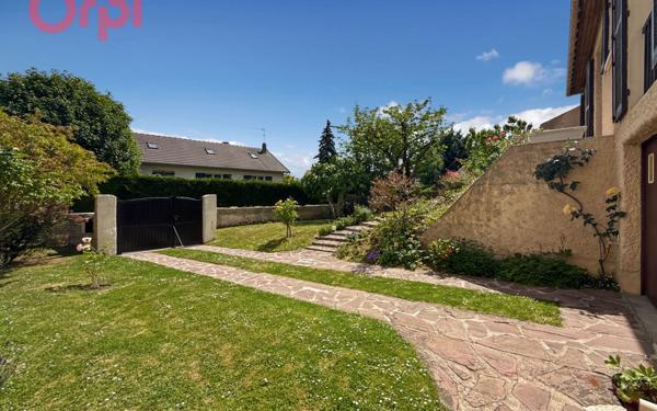 Maison à vendre    5 pièces •  Villebon-sur-Yvette