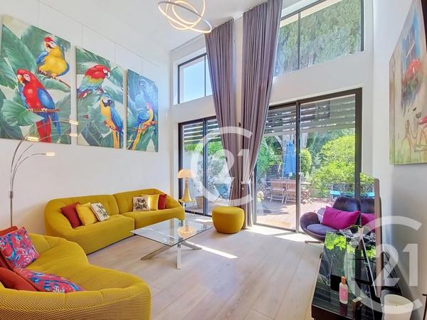 Maison à vendre  4 pièces - 147,50 m 2   ST REMY DE PROVENCE  - 13