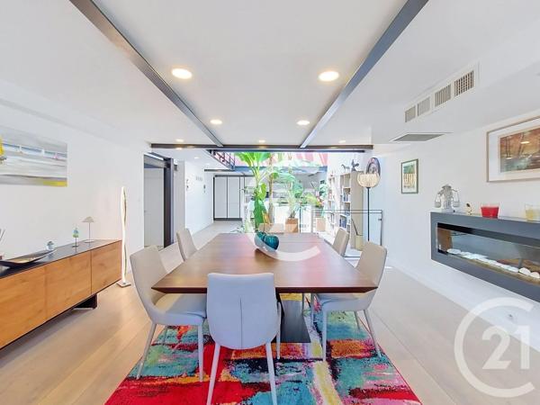 Maison à vendre  4 pièces - 147,50 m 2   ST REMY DE PROVENCE  - 13