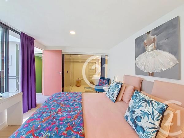 Maison à vendre  4 pièces - 147,50 m 2   ST REMY DE PROVENCE  - 13
