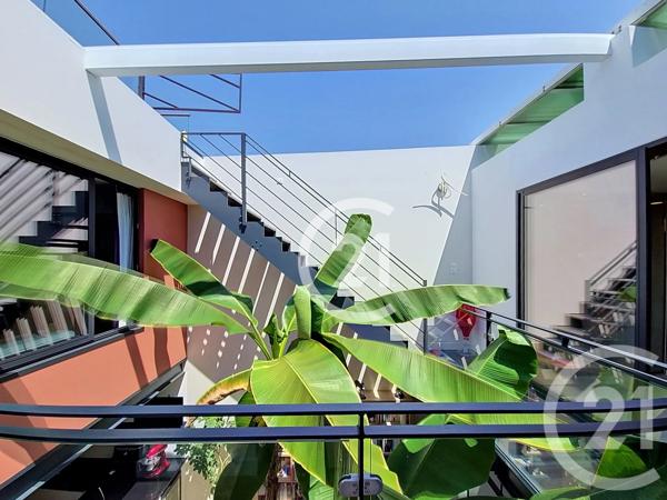 Maison à vendre  4 pièces - 147,50 m 2   ST REMY DE PROVENCE  - 13