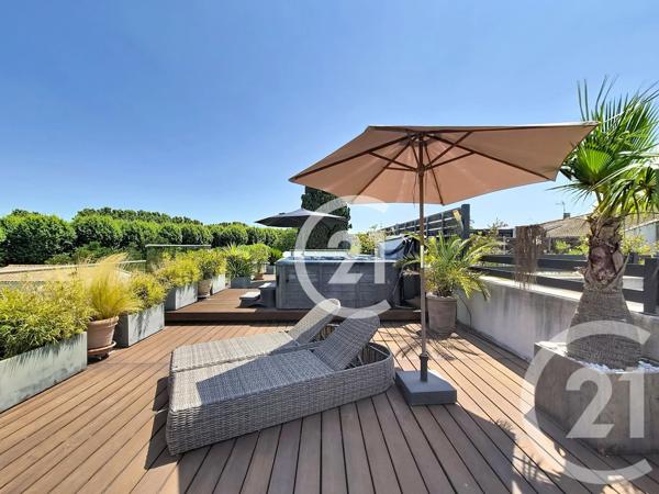 Maison à vendre  4 pièces - 147,50 m 2   ST REMY DE PROVENCE  - 13