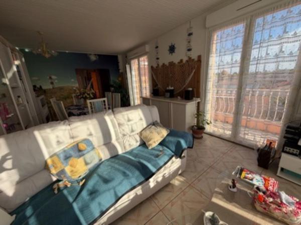 L'AIGUILLON SUR MER (85) PROCHE DU PLAN D'EAU VILLA ATYPIQUE BORD DE MER POSS 2 HABITATIONS AVEC JARDIN