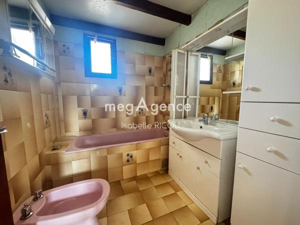 Maison à DOLUS-D'OLERON, 17550 - 5 pièces 117m²