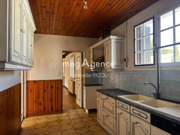 Maison à DOLUS-D'OLERON, 17550 - 5 pièces 117m²