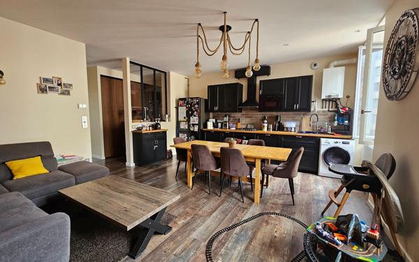 Appartement à vendre    3 pièces • 70,31 m2 Saint-Étienne