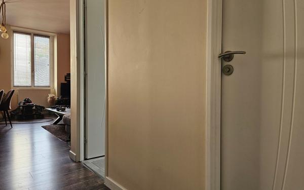 Appartement à vendre    3 pièces • 70,31 m2 Saint-Étienne