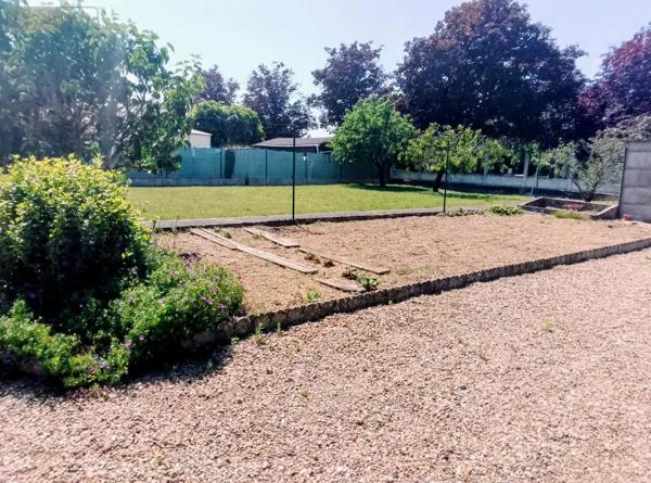 Achat - Maison Vendôme 41100 4 pièces 67 m 2 706 m 2