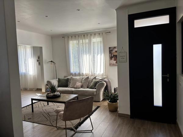 Vente Maison 5 pièces 124 m2 à Châteauneuf-de-Gadagne