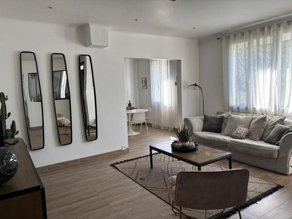 Vente Maison 5 pièces 124 m2 à Châteauneuf-de-Gadagne
