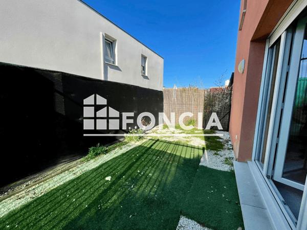 Location Appartement 3 pièces 60.6 m² - 33 RUE ROBERT SCHUMAN Marignane 13700