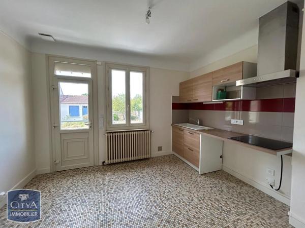Maison à louer 4 pièces 103.64m² Châteauroux (36000)