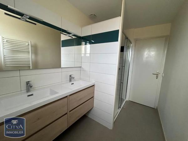 Maison à louer 4 pièces 103.64m² Châteauroux (36000)