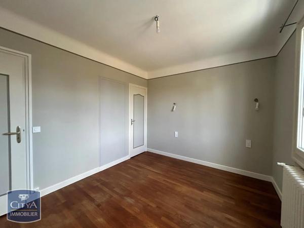 Maison à louer 4 pièces 103.64m² Châteauroux (36000)