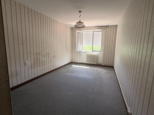 Maison à louer 1 080 € CC CONQUES SUR ORBIEL 6 p 179 m² DPE D