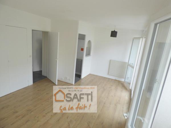 Proche de toutes les commodités gare, commerces!