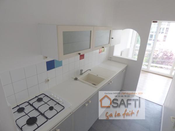 Proche de toutes les commodités gare, commerces!