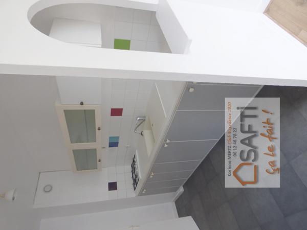 Proche de toutes les commodités gare, commerces!